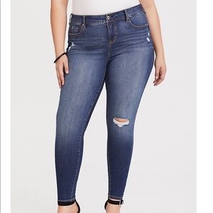 Torrid Premium Stretch High Rise Curvy Skinny Jean